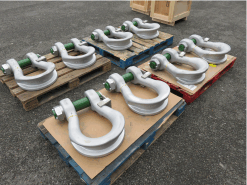 8 off 150te load shackles